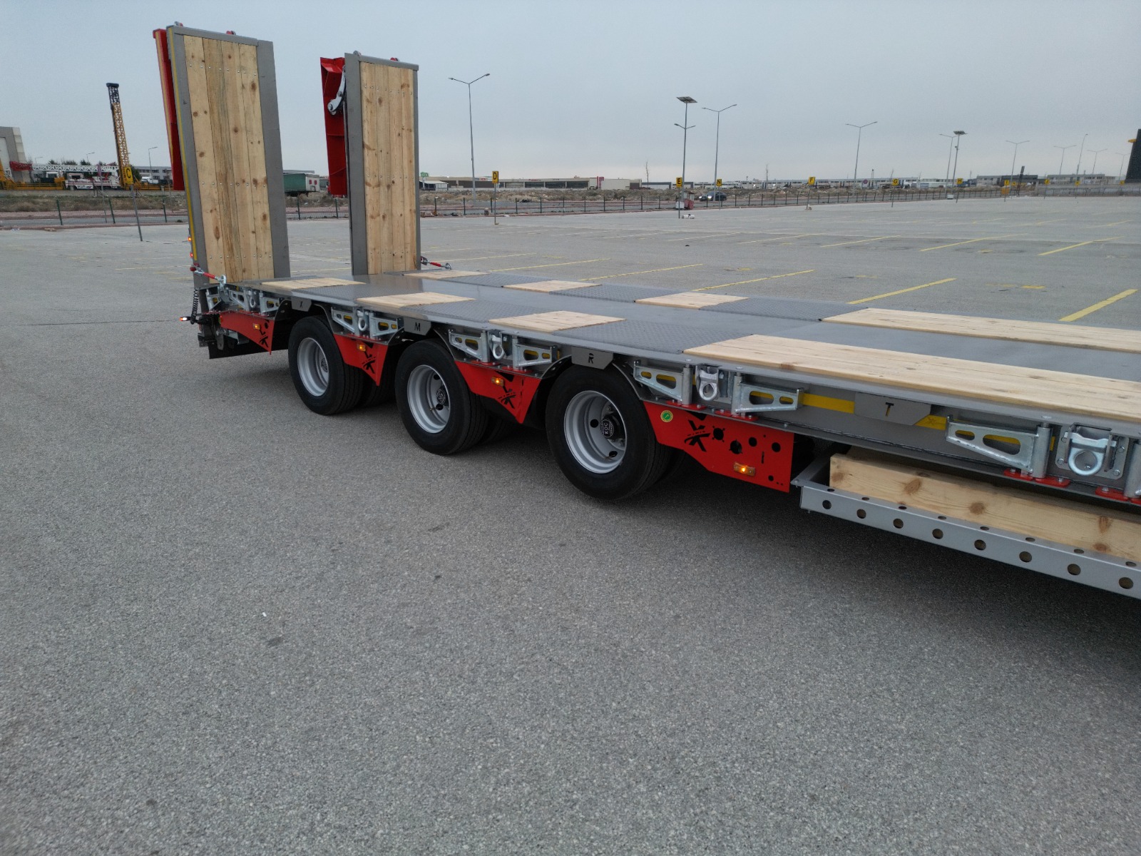 Worldwide freight services